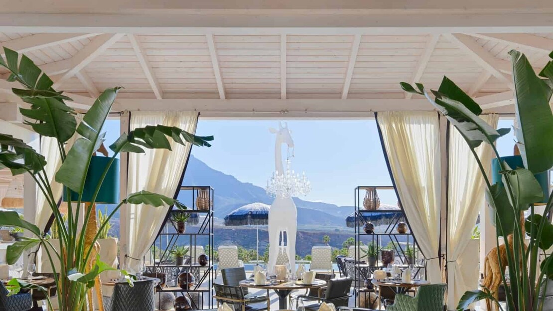 Royal River Luxury Hotel