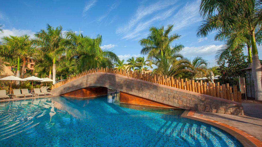 Lopesan Baobab Resort