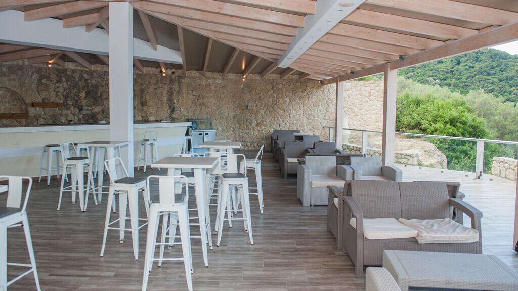 Blue Princess Beach Hotel & Suites