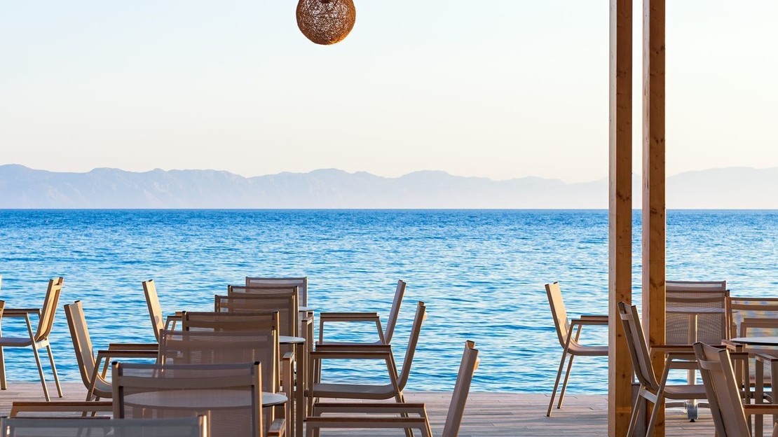 Avra Beach Resort Hotel & Bungalows