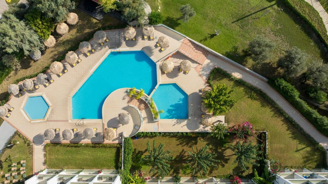 Lindos Breeze Beach Hotel