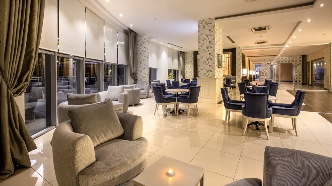 Aria Claros Beach & Spa Resort