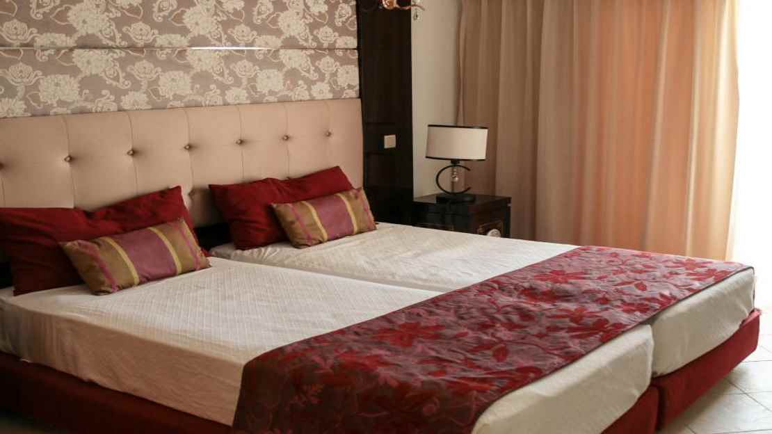 One Bedroom Junior Suite 