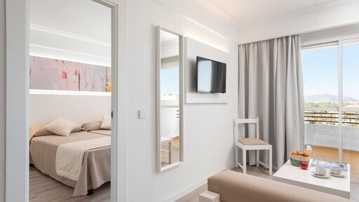 Alcudia Beach Aparthotel