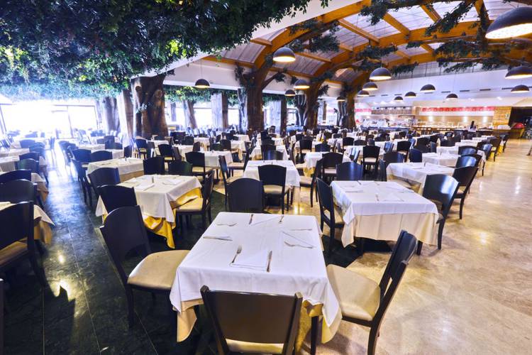 Holiday World Polynesia Hotel