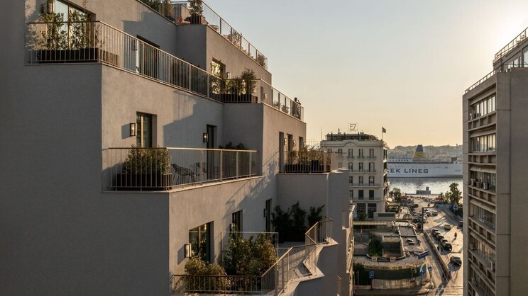 Mitsis N'U Piraeus Port