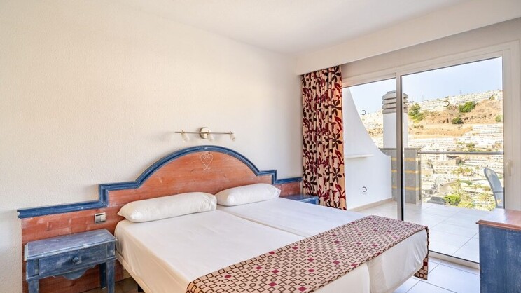 One Bedroom Apartment