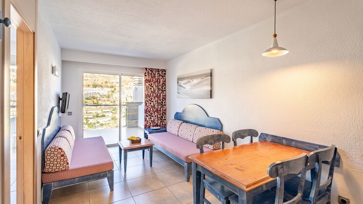 One Bedroom Apartment