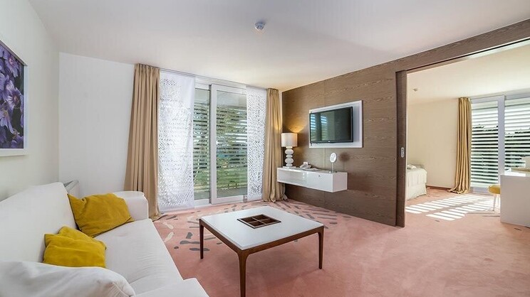 Superior Suite 46m² Sea View with Balcony