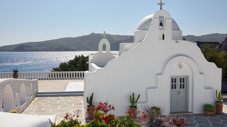Mykonos Lolita, A Resort to Live®