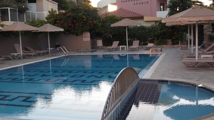 Panorama Studios & Apartments