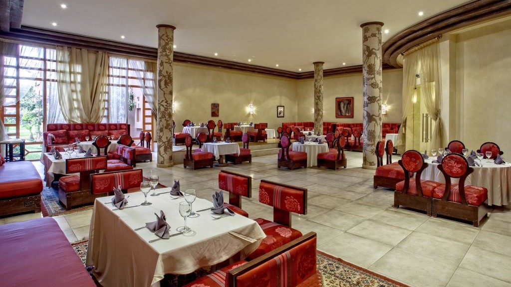 Palm Plaza Hotel & Spa