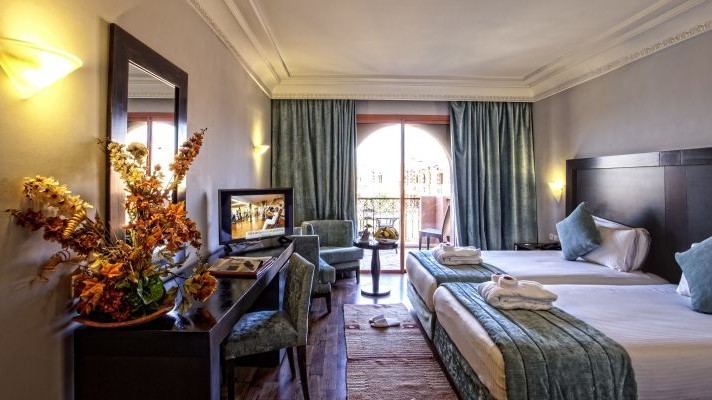 Palm Plaza Hotel & Spa