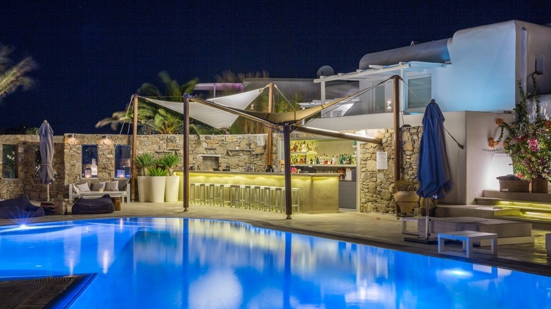 Ostraco Hotel & Suites