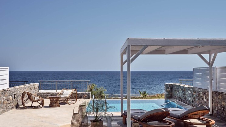 Luxury Villa Sea Front with Private Pool
