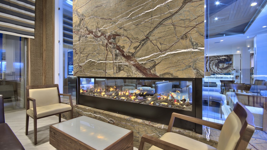 db Seabank Resort & Spa