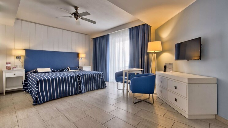 db Seabank Resort & Spa