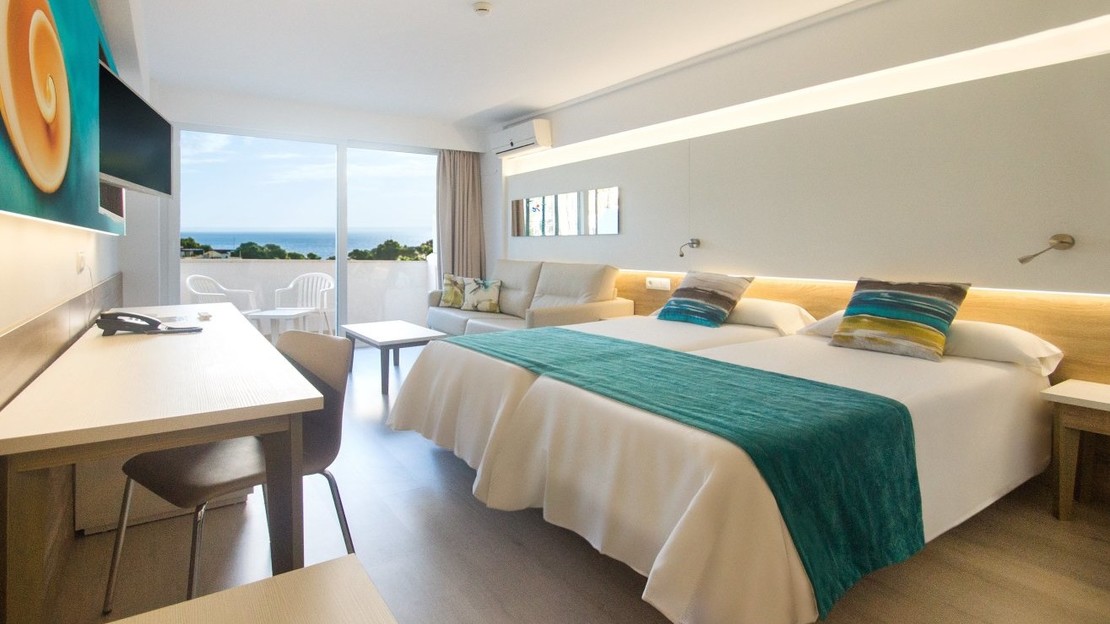 Globales Panama - Adults Only