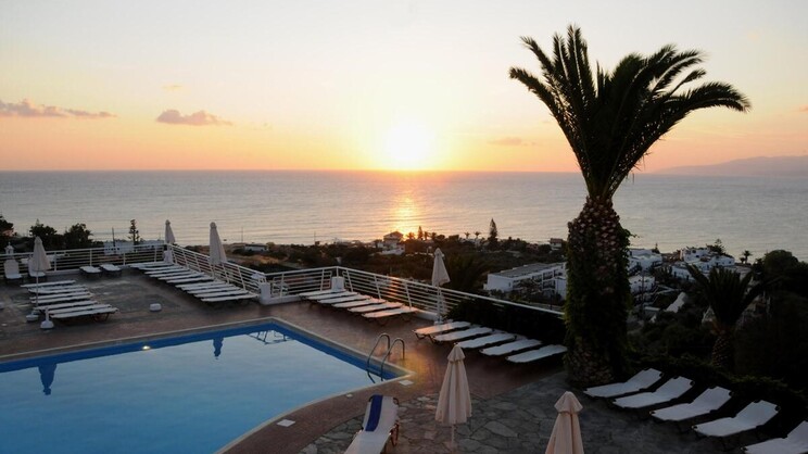 Hersonissos Villag