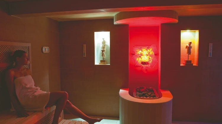 Rhodes Bay Hotel & Spa