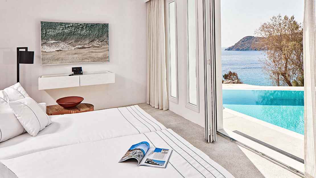 Executive Suite with Private Pool 