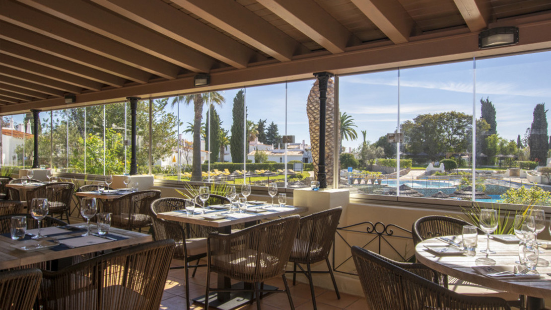 Rocha Brava Village Resort