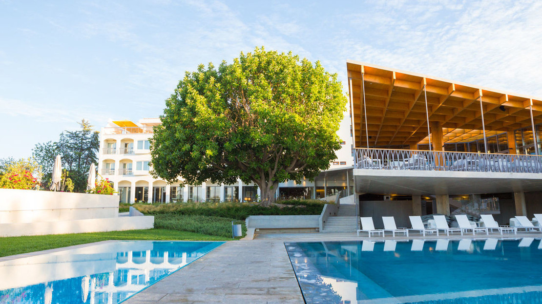 Ozadi Tavira Hotel