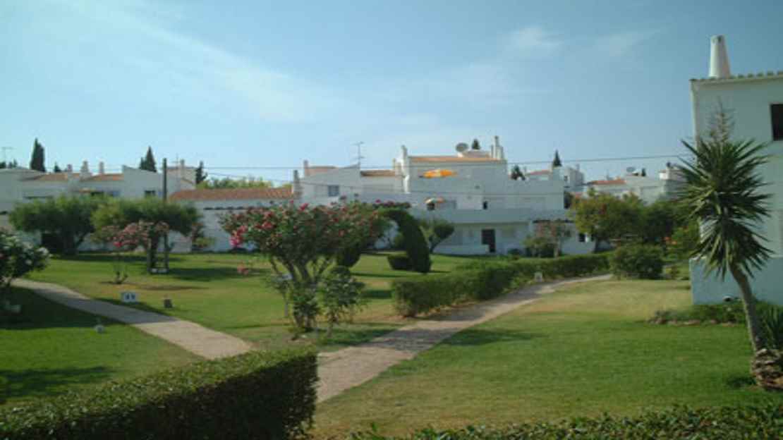 Vila Senhora da Rocha