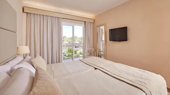 One Bedroom Penthouse Suite