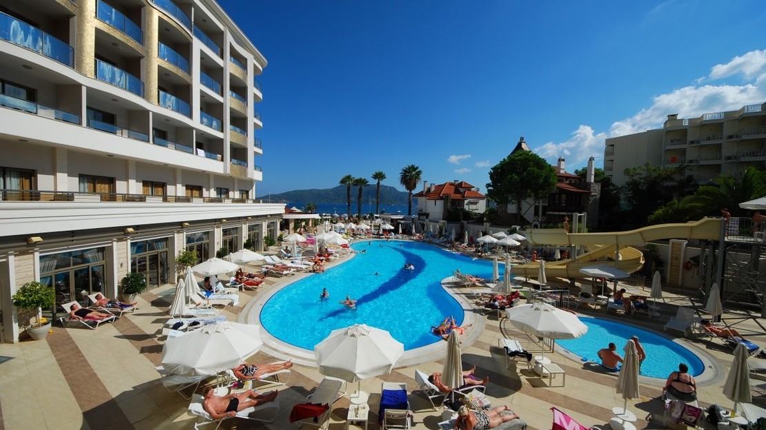 Golden Rock Beach Hotel