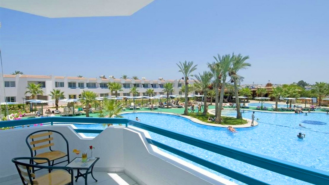 Dreams Vacation Resort