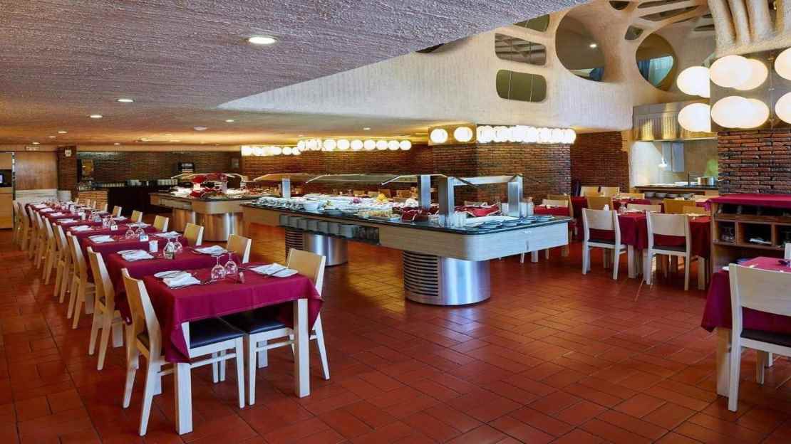 Alcazar Hotel and Spa