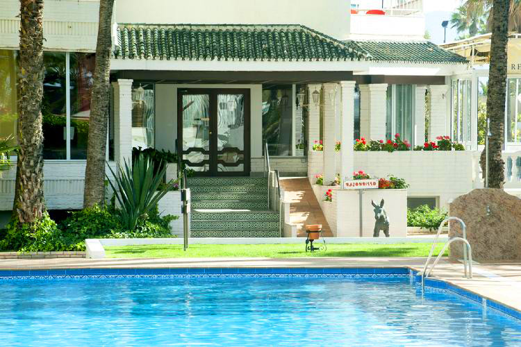 Bajondillo Apartments