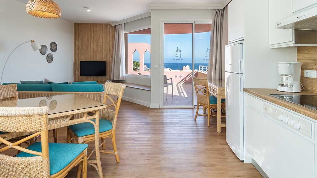 Hotel Esmeralda Maris By Livvo