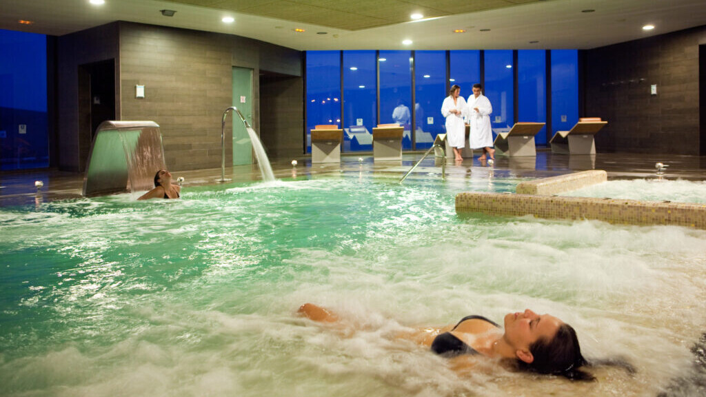 R2 Romantic Fantasia Suites