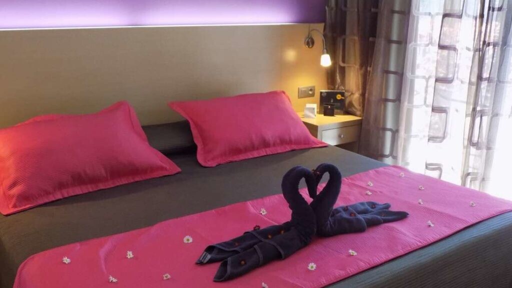 R2 Romantic Fantasia Suites