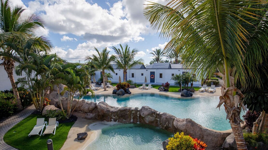 R2 Romantic Fantasia Suites