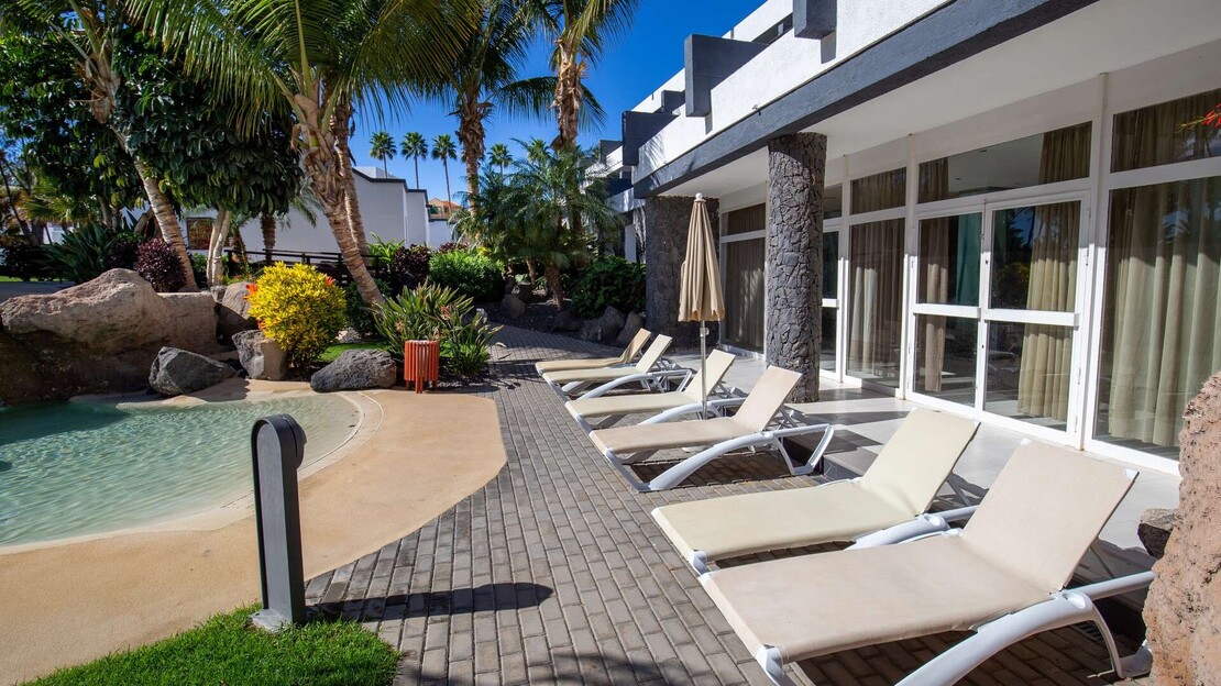 R2 Romantic Fantasia Suites