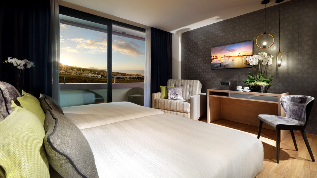 Deluxe Silver, Gold and Platinum