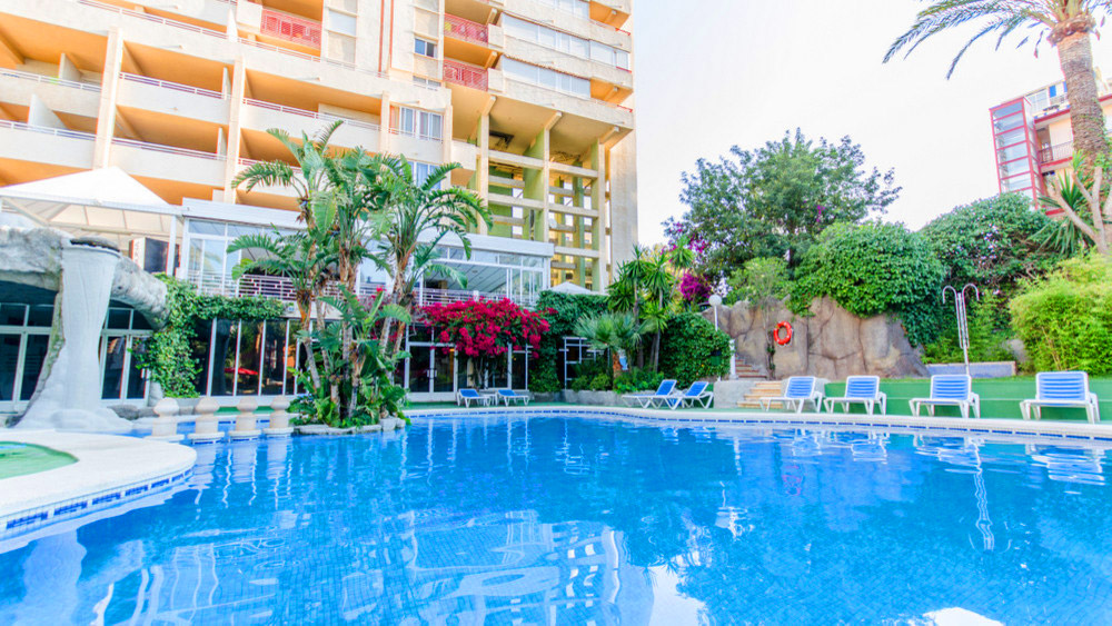 Apartamentos El Faro