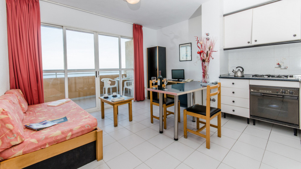 Apartamentos El Faro