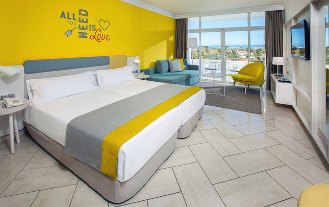 Double Deluxe - Adults Only