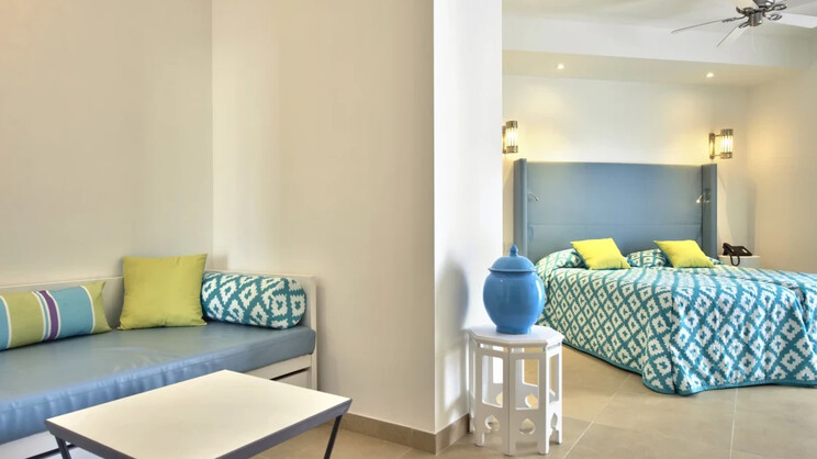 db San Antonio Hotel + Spa