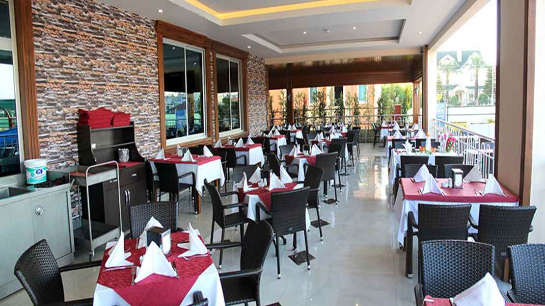 Side West Park Hotel and Spa