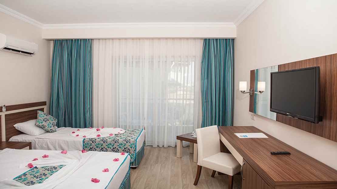 Side West Park Hotel and Spa