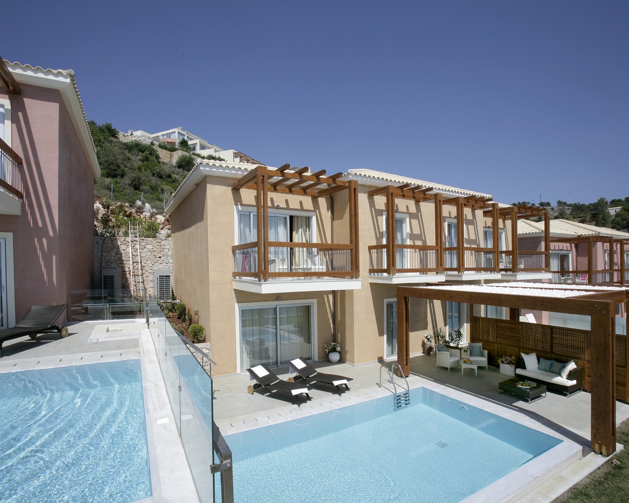 Apostolata Island Resort & Spa