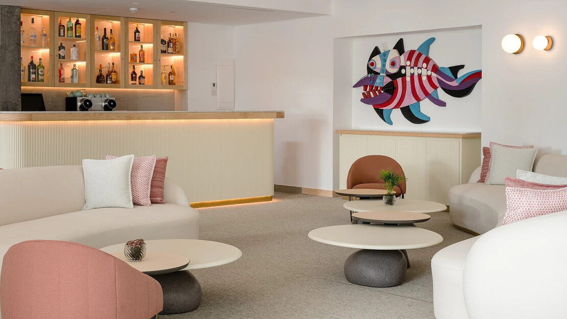 Plus Fariones Suite Hotel