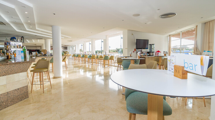 Aparthotel Eix Platja Daurada