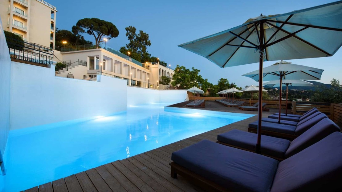 The Royal Grand Hotel