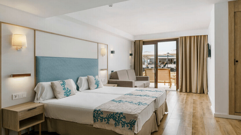 Alua Suites Las Rocas